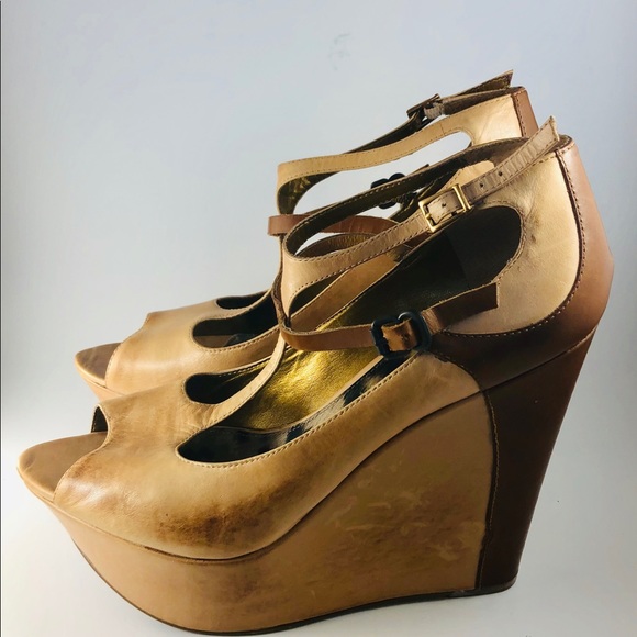 Shoes - Picture 2 of 5